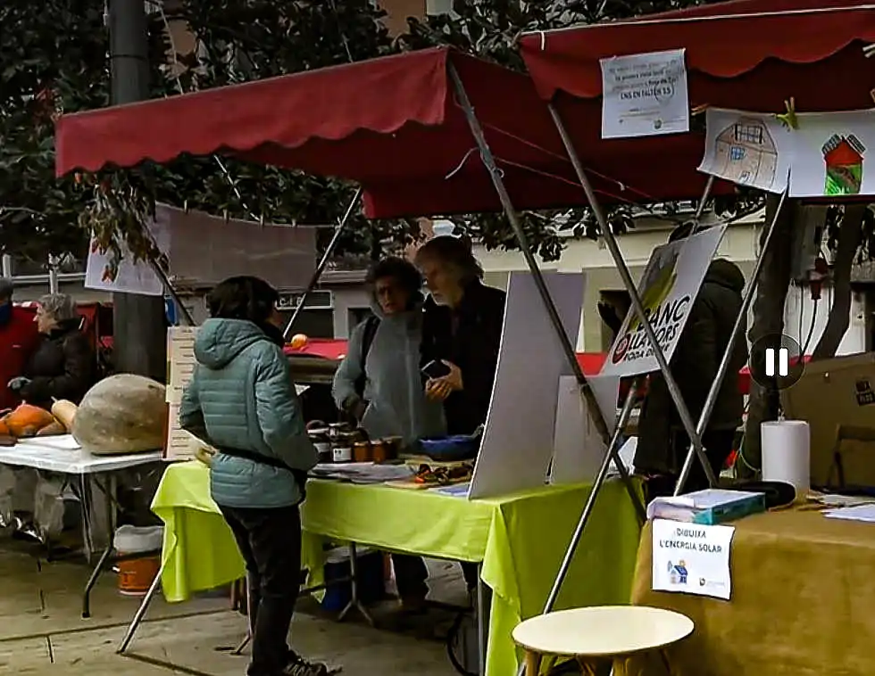El Banc de Llavors participa a la Fira Pont a Pont de Roda de Ter